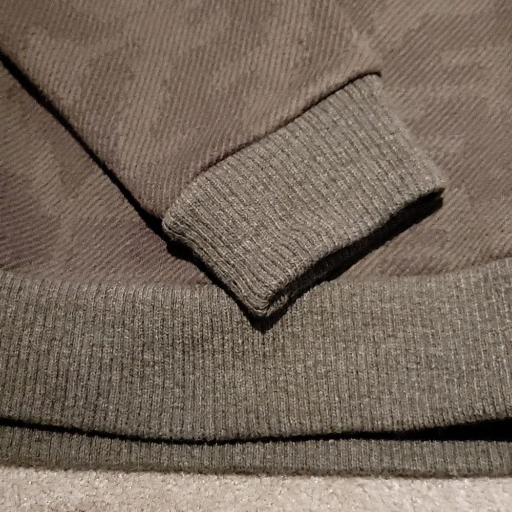 Patagonia Recycled Wool 1/2 Zip Pullover - Picture 4 of 6